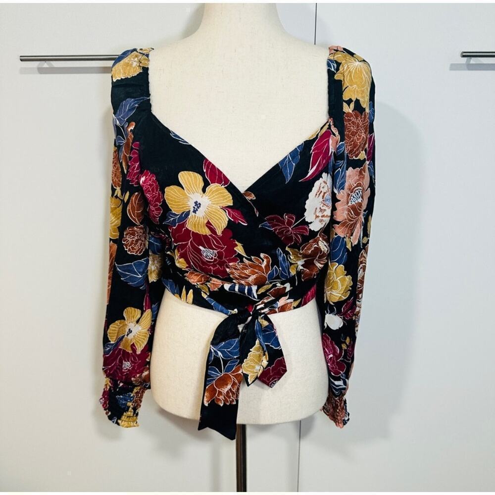 ☀️Band of the Free Black Berry Floral Print Camille Crossover Crop  Size XS NWT